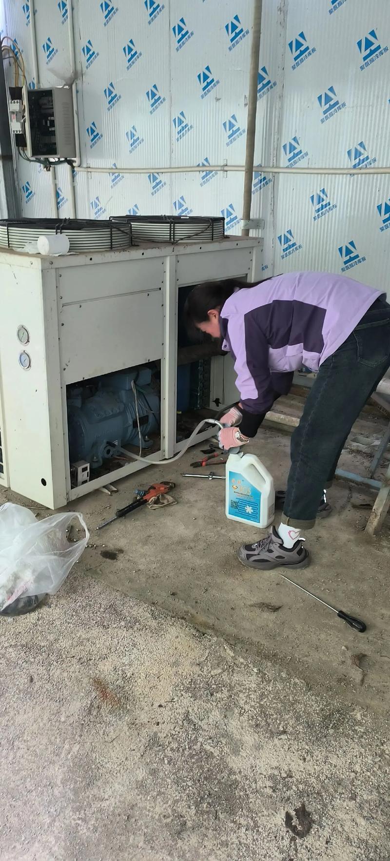 宿迁空调维修实战：标准加氟流程五步深度拆解
